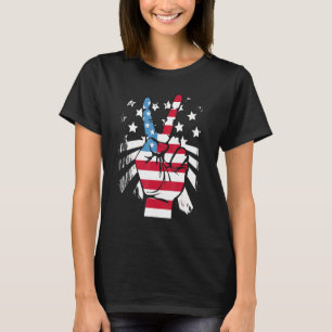 Fourth 4th Of July American Flag Peace Sign Hand T T-Shirt