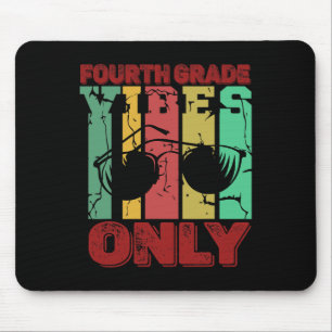 Fourth Grade Vibes 4th Grade Retro Byck To School Mouse Pad