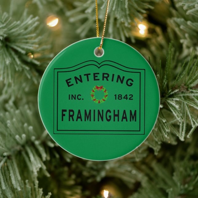 Framingham, MA Holiday Wreath Ceramic Ornament (Tree)