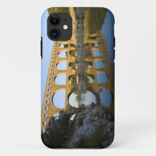 France, Avignon. The Pont du Gard Roman aqueduct Case-Mate iPhone Case