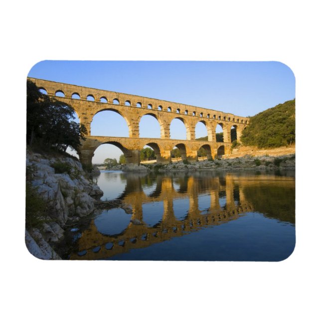France, Avignon. The Pont du Gard Roman aqueduct Magnet (Horizontal)