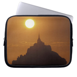 France, Normandy. Mont Saint Michele Laptop Sleeve