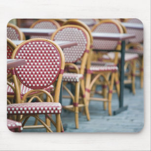 FRANCE, PARIS, Montmartre: Place du Tertre, Cafe Mouse Pad