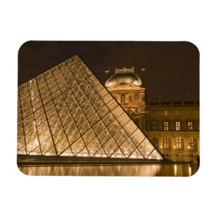 France, Paris. The Louvre at twilight. Credit 2 Magnet