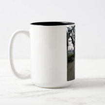 Frankfurt — Plane Tree Promenade on the Main Mug