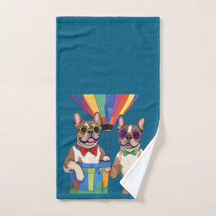 französische Bulldogge im Heißluftballon  Hand Towel