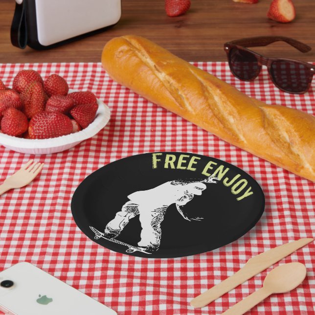 Free Enjoy Retro Urban Skateboarding  Paper Plate (Picnic)