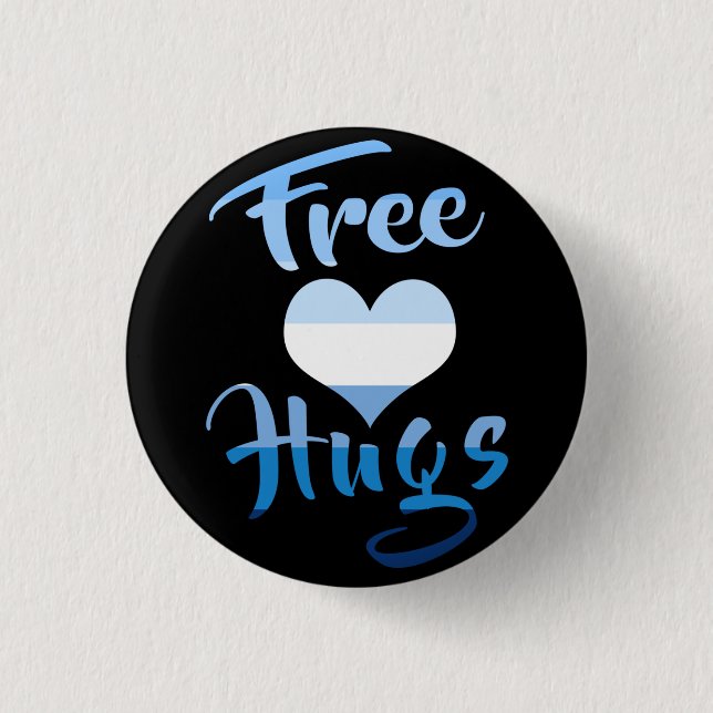 Free Hugs with Heart 3 Cm Round Badge (Front)