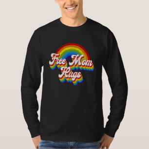 Free Mom Hugs Rainbow Retro LGBT Flag LGBT Pride M T-Shirt