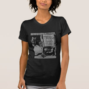 Freedom for women! T-Shirt