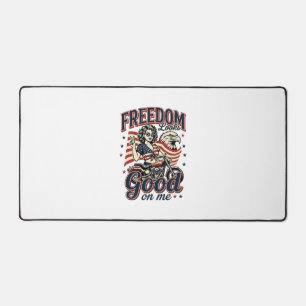 Freedom Looks Good Patriotic Vintage Eagle Desk Mat