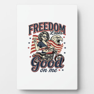 Freedom Looks Good Patriotic Vintage Eagle Plaque