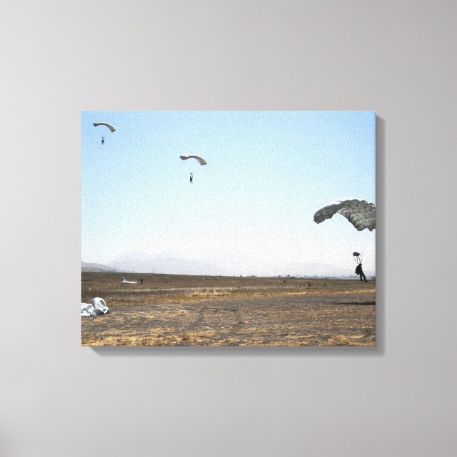 Freefall parachute jumpers canvas print (Front)