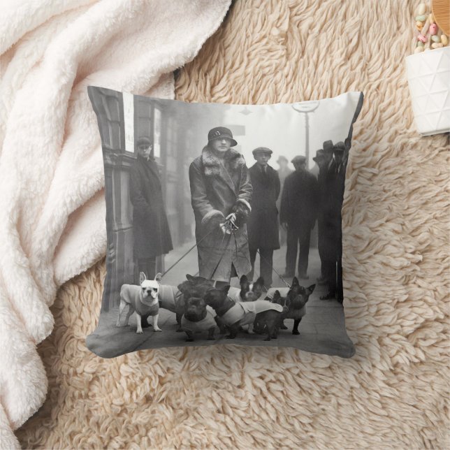 French Bulldogs Walker Gray/Black Throw Pillow (Blanket)