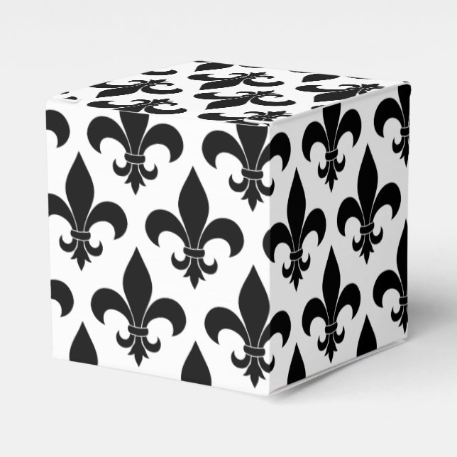 French Fleur de lis Pattern Favour Box (Front Side)