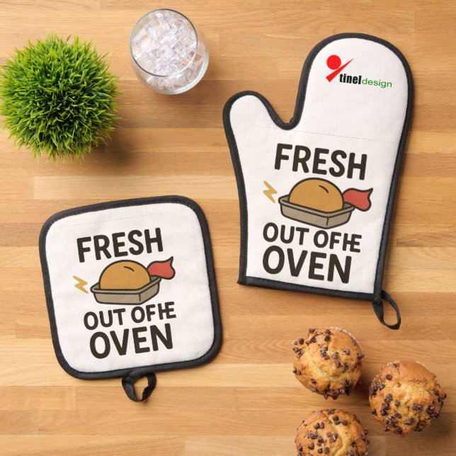 Fresh Out of the Oven Mitt & Pot Holder Set (Top Down)