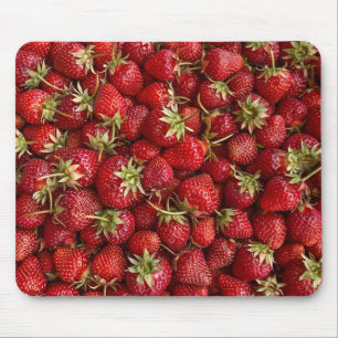 Fresh Ripe Strawberry Pattern Mouse Pad