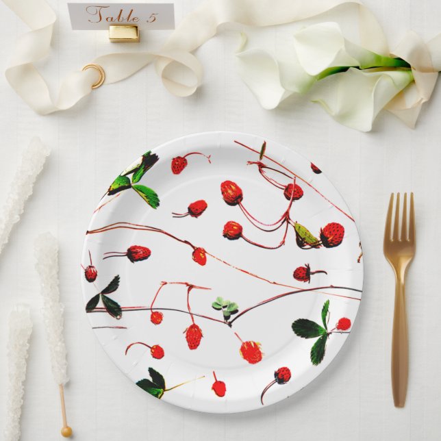 Fresh Wild Strawberries Paper Plate (Wedding)