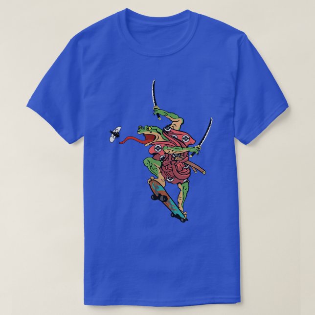 Frog chases Fly  skateboard samurai frog chasing a T-Shirt (Design Front)