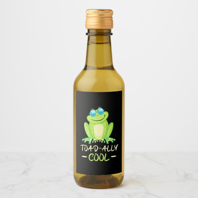 Frog Toadally Cool Wine Label (Front)