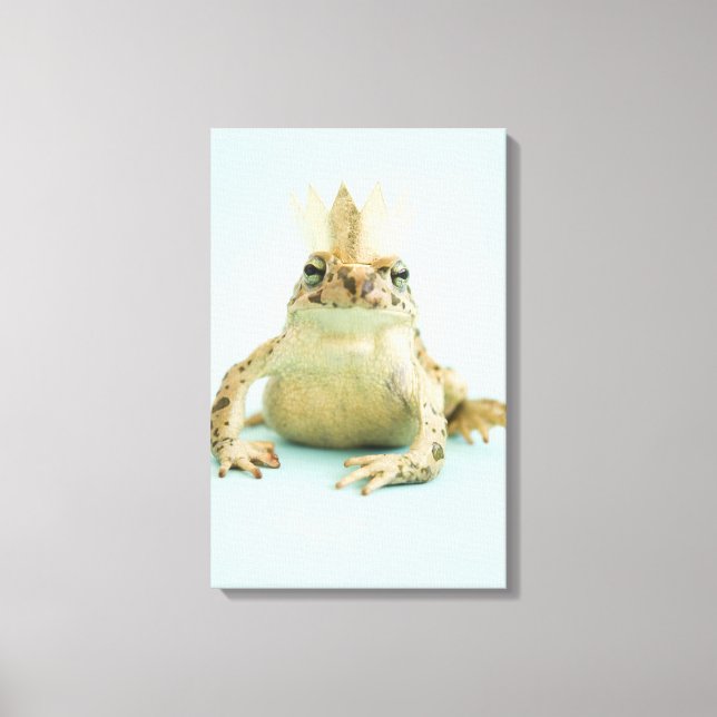 Frog wearing crown canvas print (Front)
