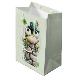 Frog with Green Hat and Shamrock Cute Medium Gift Bag