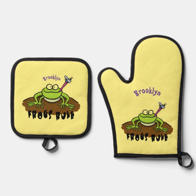Frogs rule funny green frog cartoon oven mitt & pot holder set (Front)