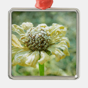 Frosty Zinna Metal Tree Decoration