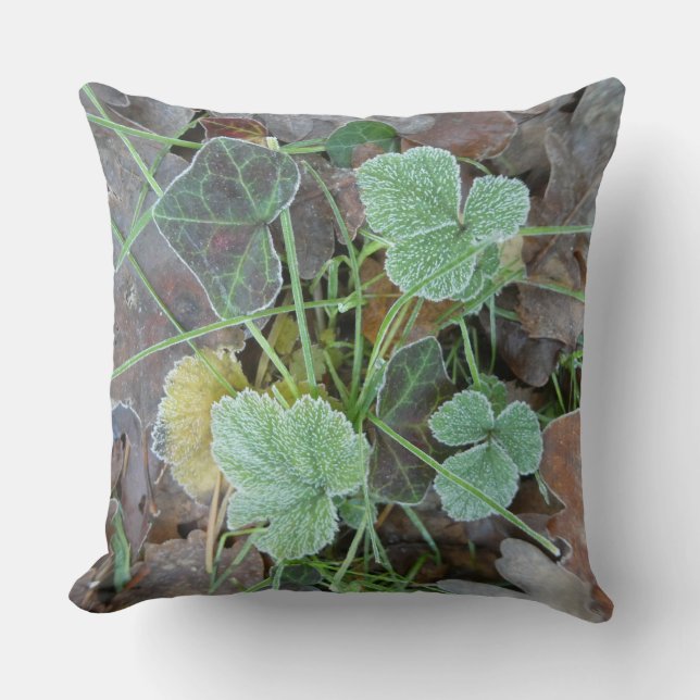 Frozen Leaves Pattern Throw Pillow (Front)