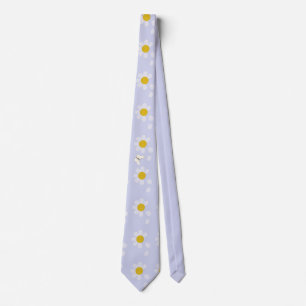 Frühlingsbild mit Schmetterling Tie