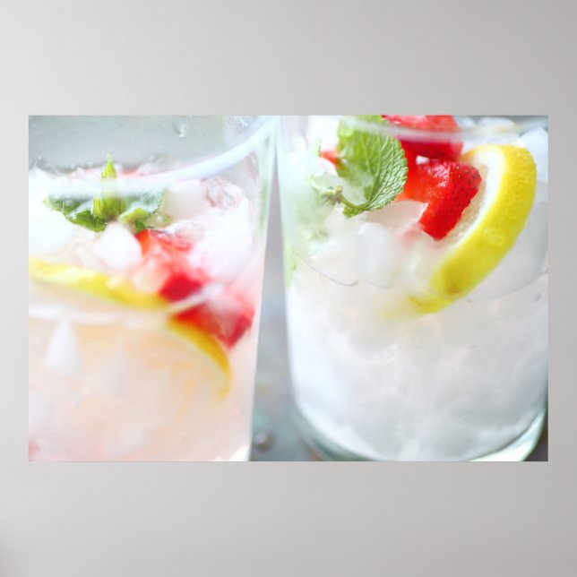 Fruit water with lemon and strawberries poster (Front)