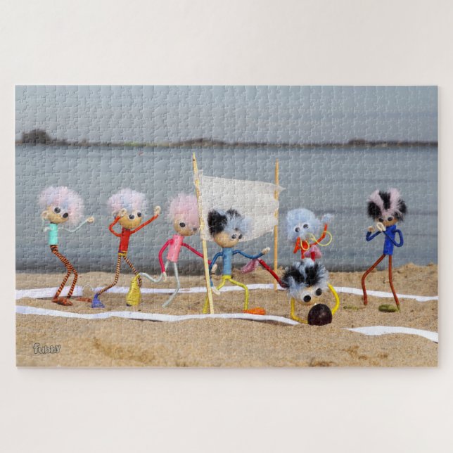 Fubby puppetets playing beach volleyball jigsaw puzzle (Horizontal)