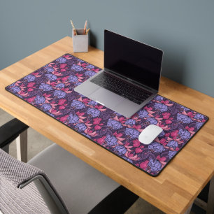 Fuchsia in pink and violet desk mat