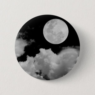 FULL MOON CLOUDS BLACK AND WHITE 6 CM ROUND BADGE