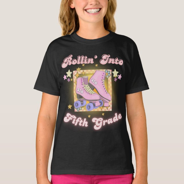 Fun Back To School Skating Rollin Into Fifth 5th G T-Shirt (Front)