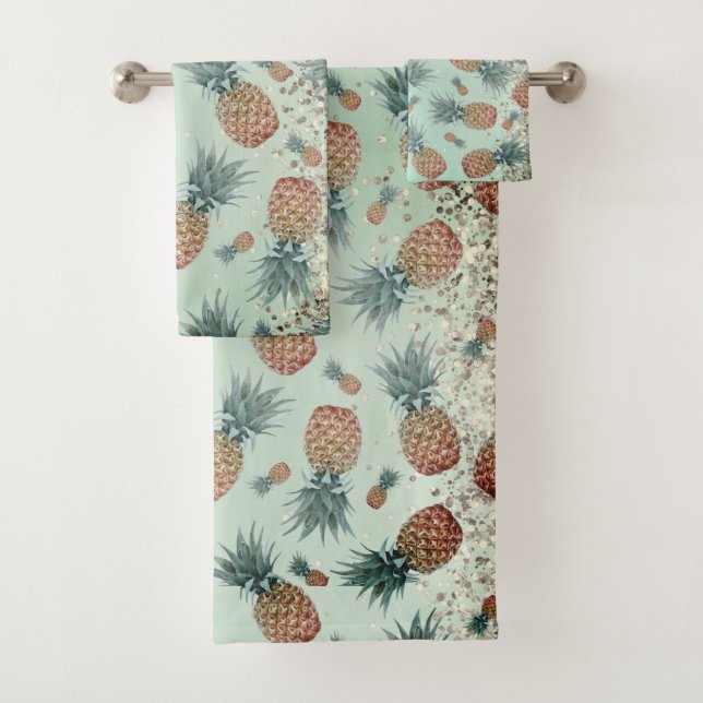 Fun Glittery Pineapples  Bath Towel Set (Insitu)