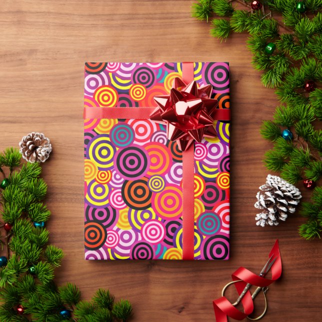 FUNKY CIRCLES PATTERN WRAPPING PAPER (Holiday Gift)