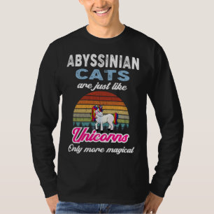 Funny Abyssinian Cat Design Retro Unicorn Vintage T-Shirt