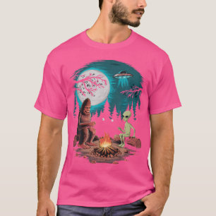 Funny Alien And Bigfoot Hiking Moon Sasquatch Ufo T-Shirt