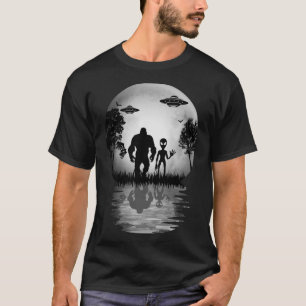 Funny Alien Bigfoot Moon Sasquatch UFO For Boys Me T-Shirt