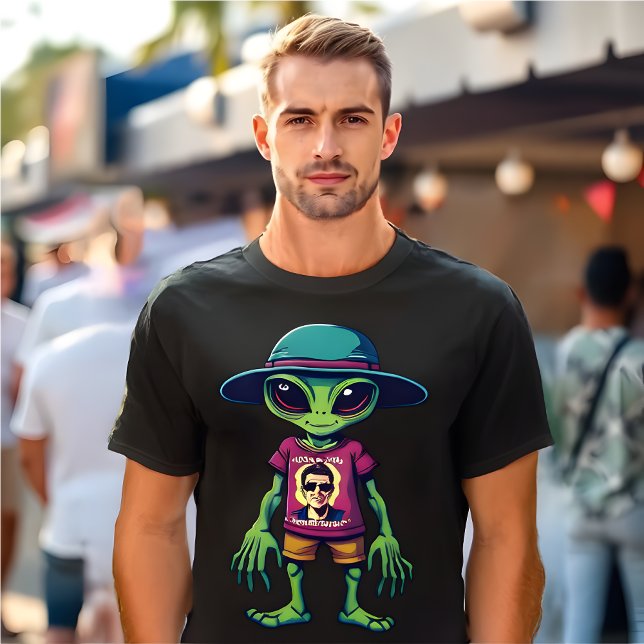 Funny Alien Meme “Who’s the Alien Now?” Sci-Fi  T-Shirt (Funny Alien Meme T-Shirt “Who’s the Alien Now?”  )