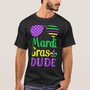 Funny American Flag Sunglasses Mardi Gras Dude T-Shirt