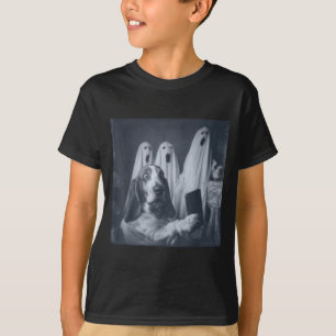 Funny basset hound halloween selfie ghost dog T-Shirt