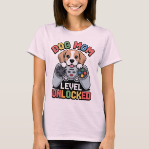 Funny Beagle Dog Mum Level Unlocked Video Gamer T-Shirt