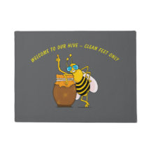 Funny Bee Welcome Doormat | Clean Feet Only