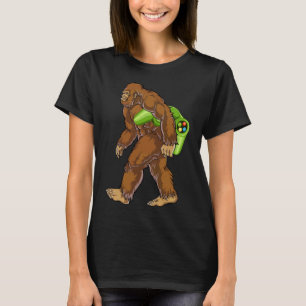Funny Bigfoot Gamer Sasquatch Video Games Men Boys T-Shirt
