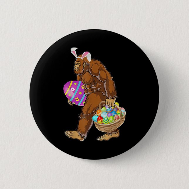 Funny Bigfoot Hunting Easter Eggs  6 Cm Round Badge (Front)
