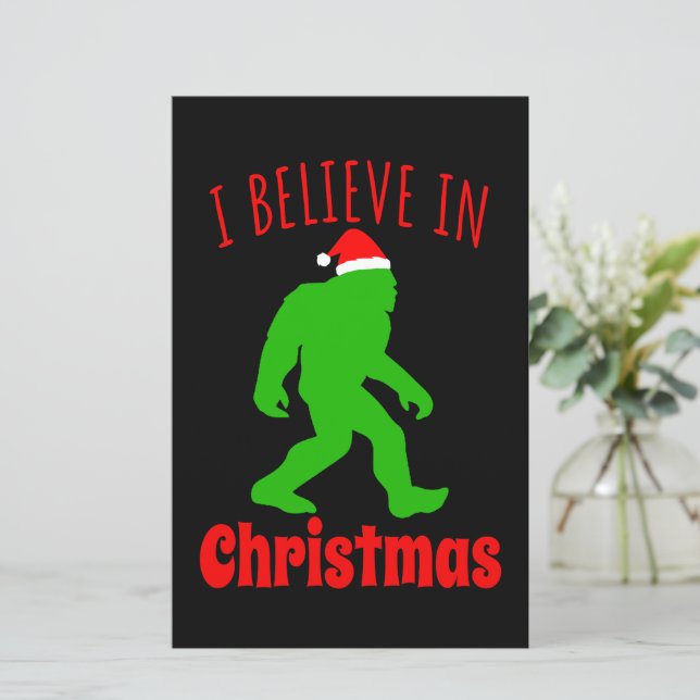 Funny Bigfoot I Believe In Christmas    (Standing Front)