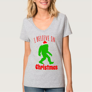 Funny Bigfoot I Believe In Christmas T-Shirt