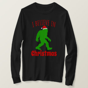 Funny Bigfoot I Believe In Christmas   T-Shirt